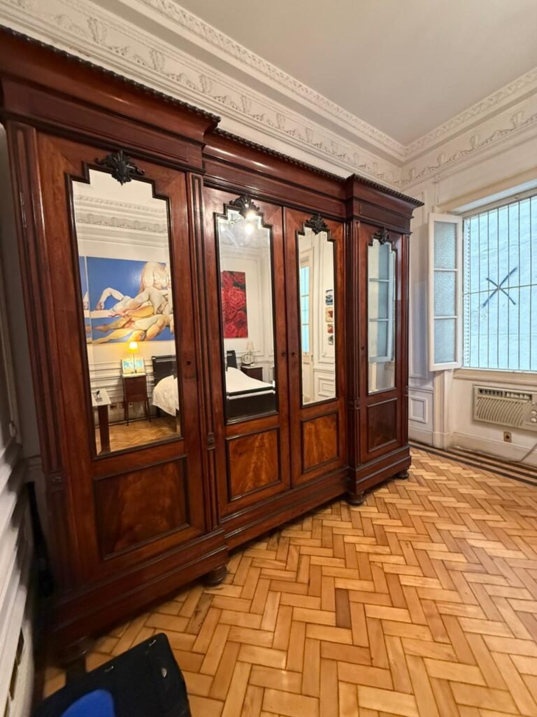 WhatsApp Image 2025-10-22 at 11.32.00 (1)