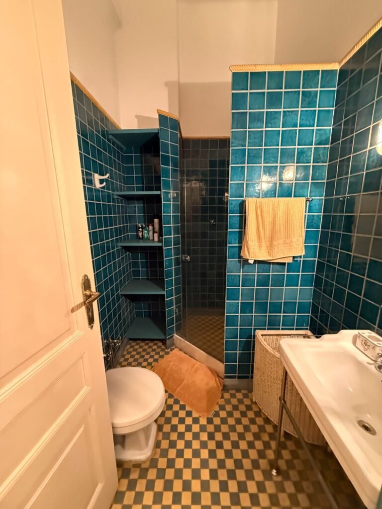 WhatsApp Image 2025-10-22 at 11.32.00 (4)