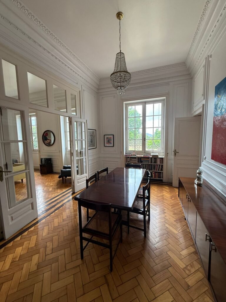 WhatsApp Image 2025-10-22 at 11.32.02 (1)